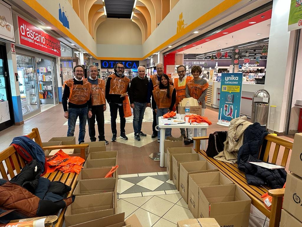 Anche il Rotary Club Jesi impegnato nella giornata della colletta alimentare