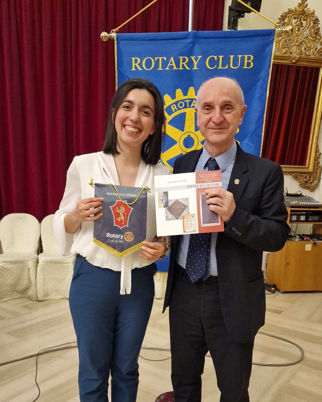 Curare, educare, vigilare Curare, educare, vigilare
